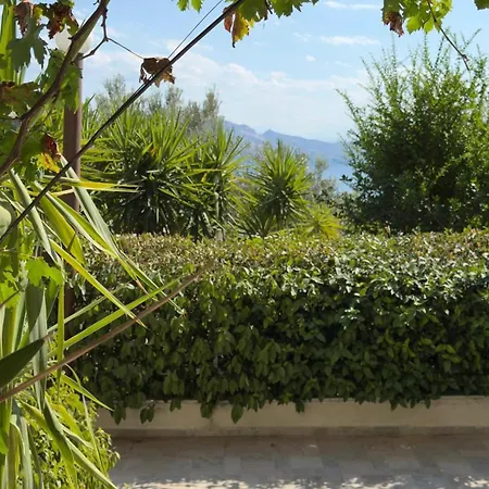 On The Διαμέρισμα *